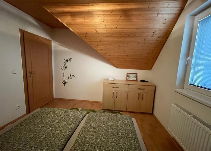 Semesterbostad Nad Drahou Melnik